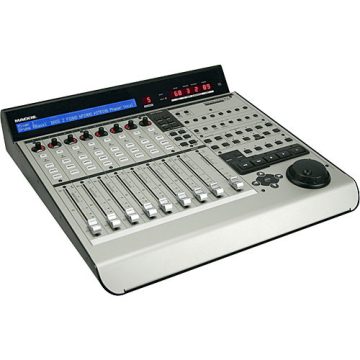 Mackie MC-Universal-Pro 8-Channel Control Surface with USB