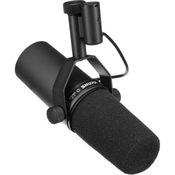 Shure SM7B Cardioid Dynamic Studio Vocal Microphone